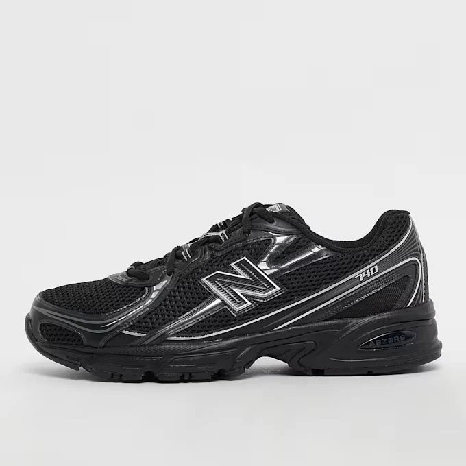 New Balance 740 schwarz