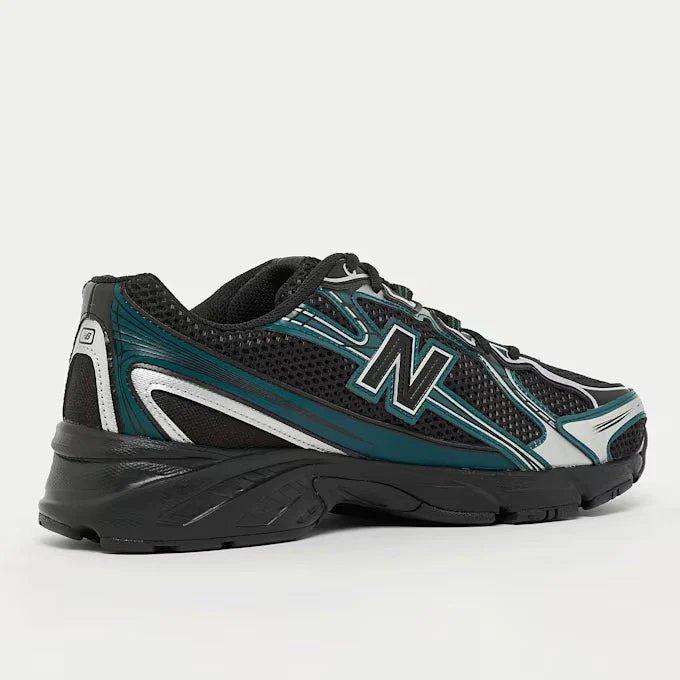 New Balance 740 Schwarz/Blau