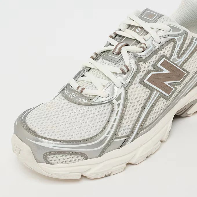 New Balance 740 Silber/Beige/Weiß