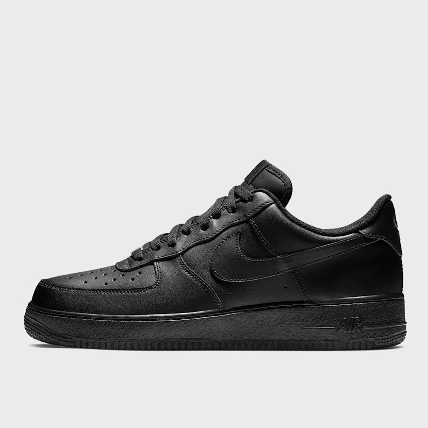 Nike Air Force 1 ’07 LV8  Herren Schwarz