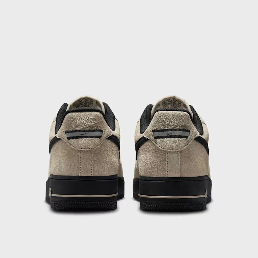 Nike Air Force 1 ’07 LV8 Herren Beige/Schwarz